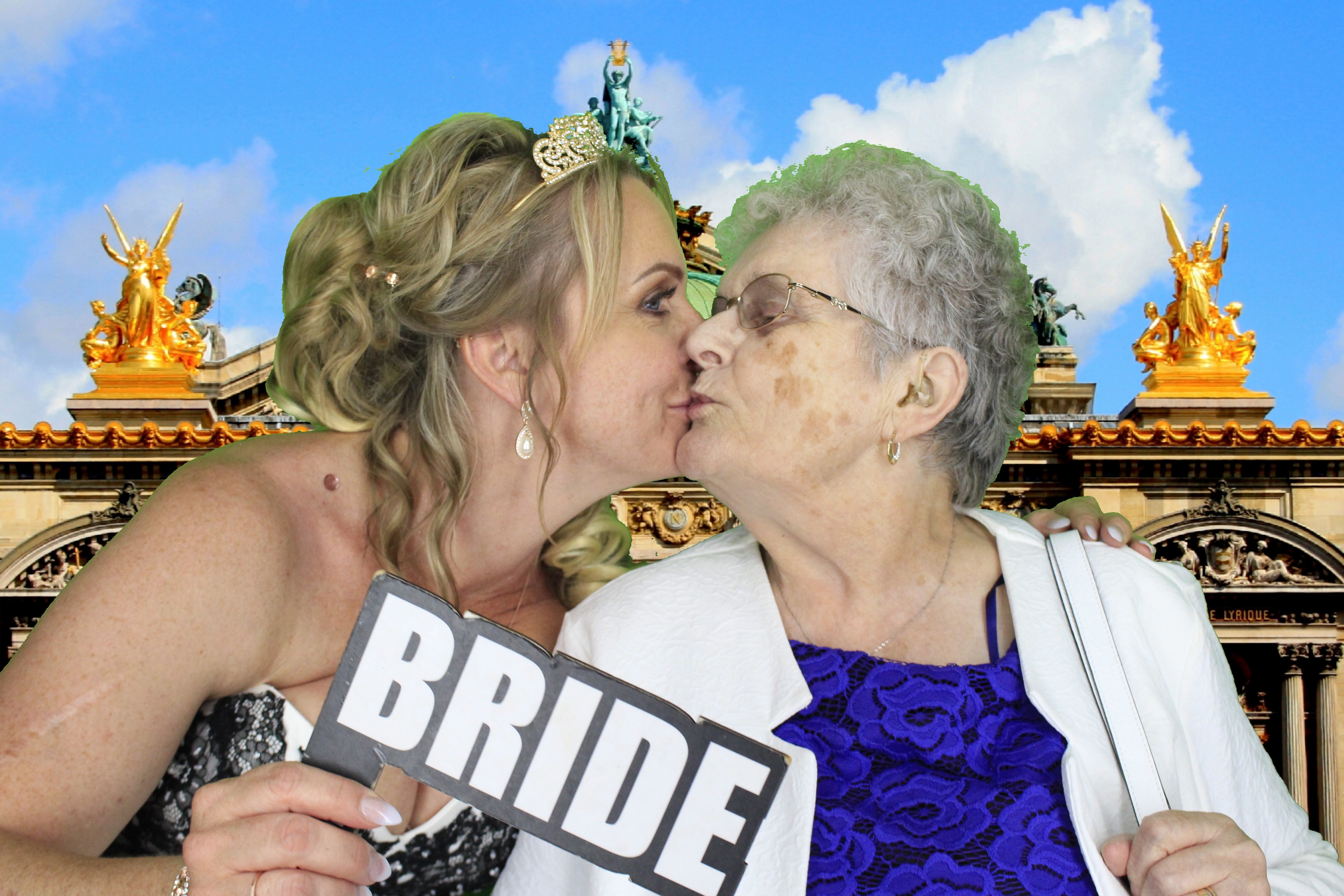 Jennie & Graham's wedding vow renewal  | View more photos from the event at gallery.myphotoboothexperience.co.uk/u/MyPhotoBoothExperienceLtd/Jennie-Grahams-wedding-vow-renewal